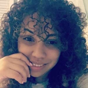 Meet your Posher, Lydia